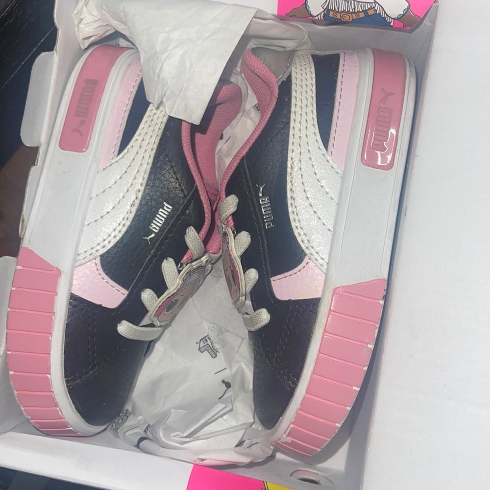 Kids LOL pumas girls